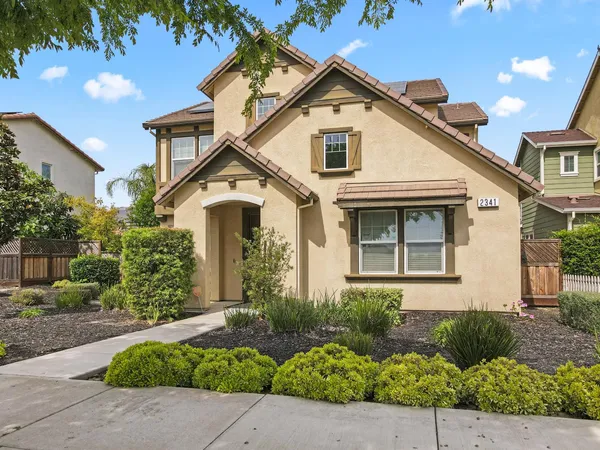 $850,000 | 2341 Ellis Town Drive, Tracy, CA 95377