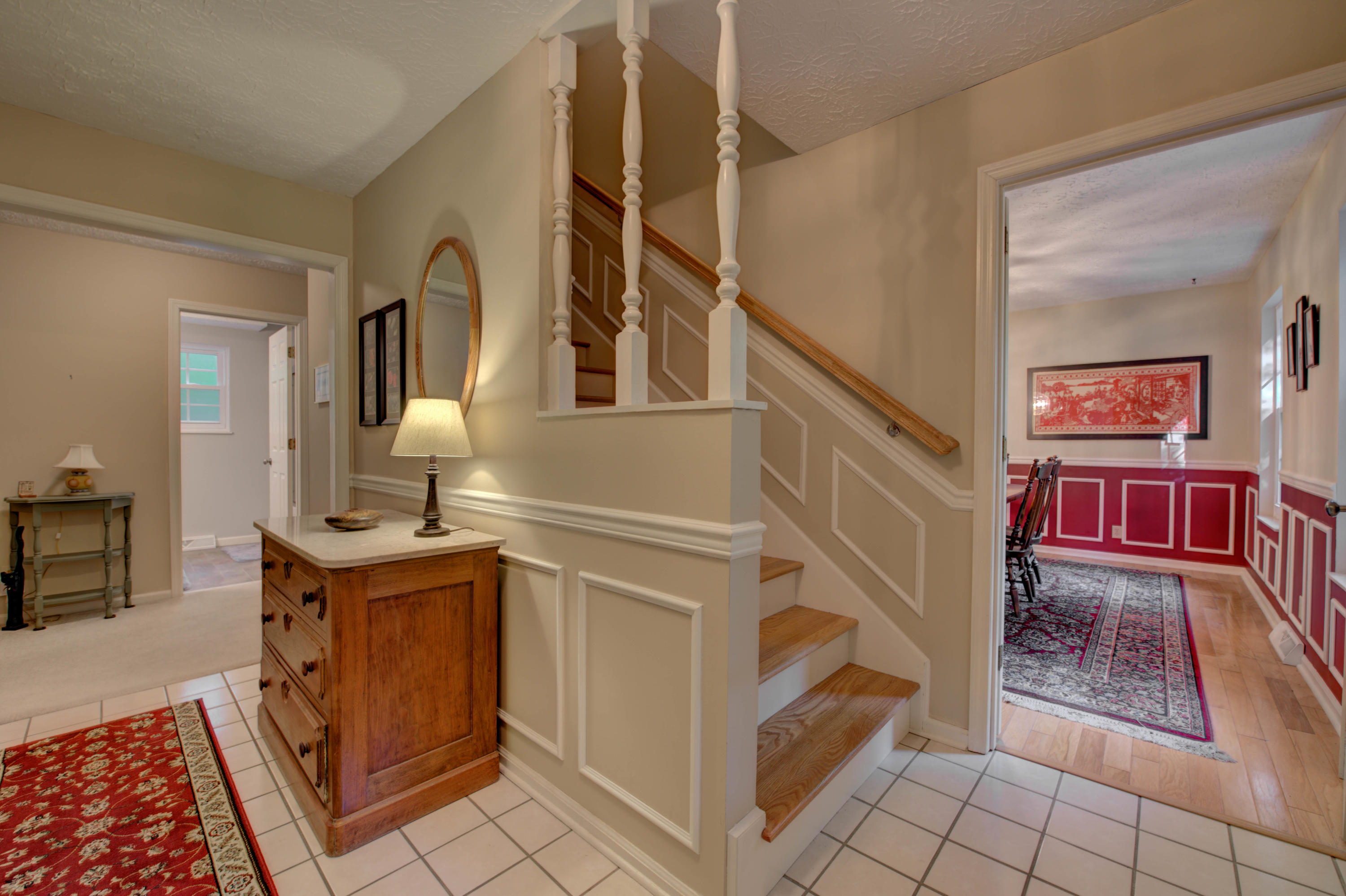 118 Baypath Drive Oak Ridge, TN 37830 - Photo 3 of 40 3 (12)