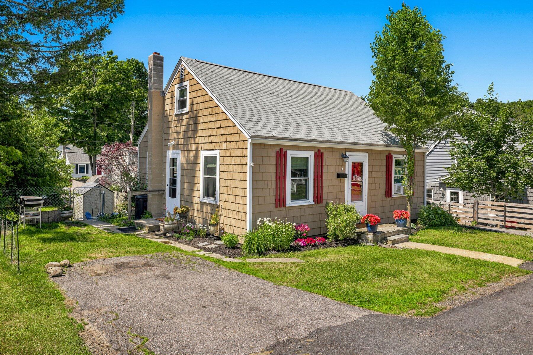 4 Halstead Street Kittery, ME 03904 - Photo 29 of 30 seacoastrephoto-32 (4)