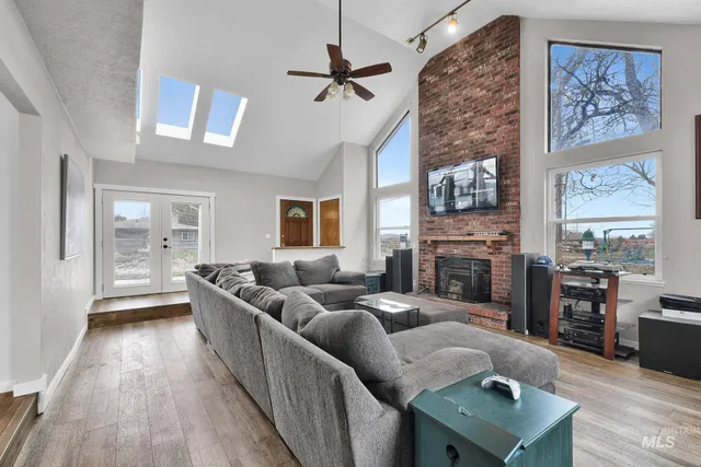 $550,000 | 2520 North Montana Avenue, Caldwell, ID 83605