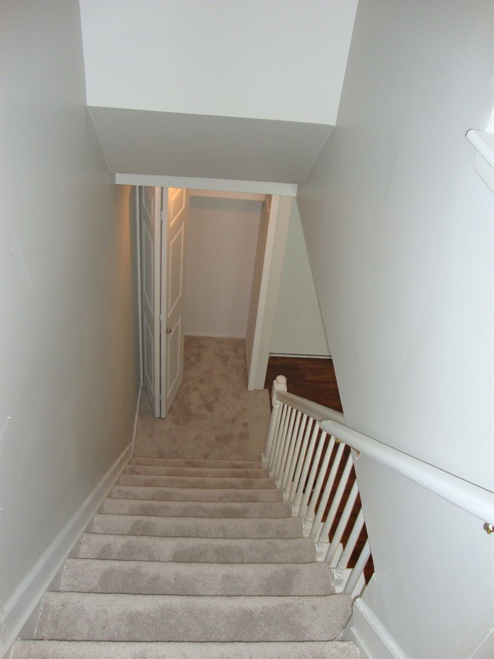 24678 Chalk Farm Road North Warren, MI 48091 - Photo 31 of 37 31391860-30.JPG