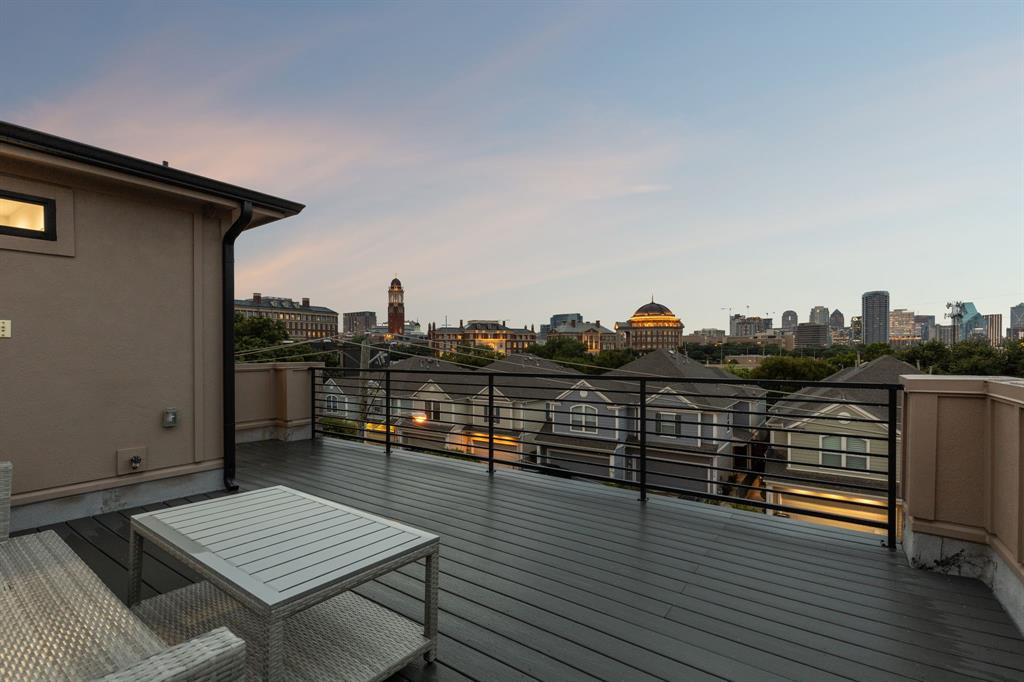 4109 Maison Ridge Dallas, TX 75219 - Photo 35 of 39 View of terrace at dusk