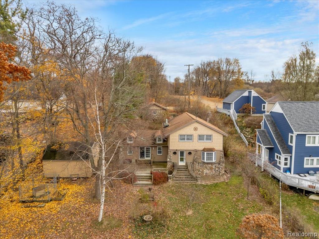 5896 Silver Birch Road Ortonville, MI 48462 - Photo 2 of 76