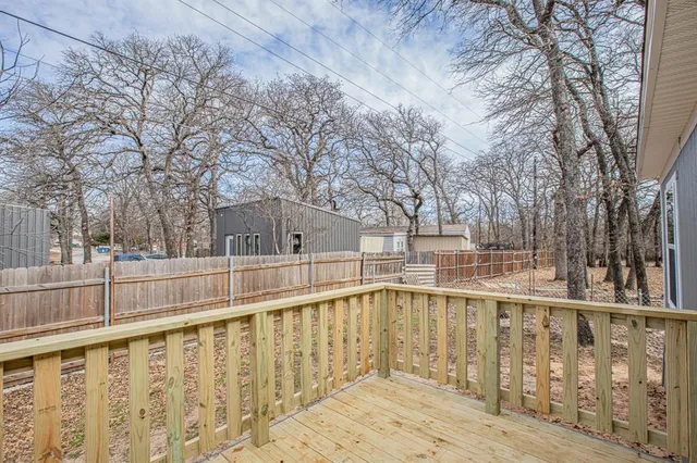 $214,999 | 1613 Mockingbird Lane, Pelican Bay, TX 76020