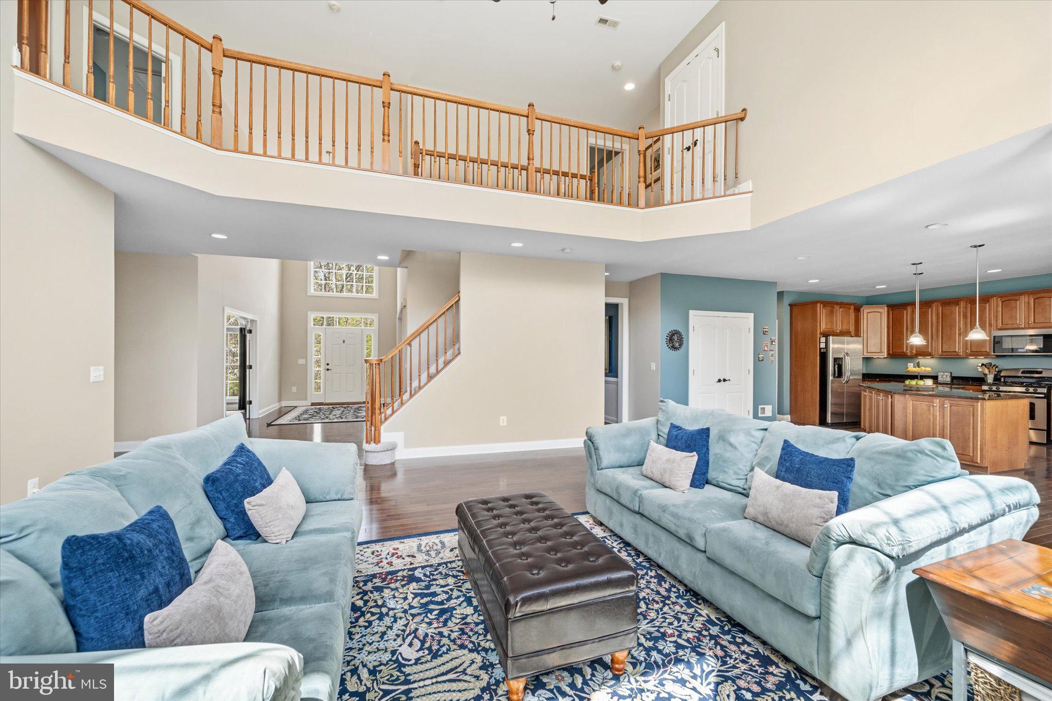 9055 Buckland Mill Road Gainesville, VA 20155 - Photo 16 of 76 Catwalk above Family Room