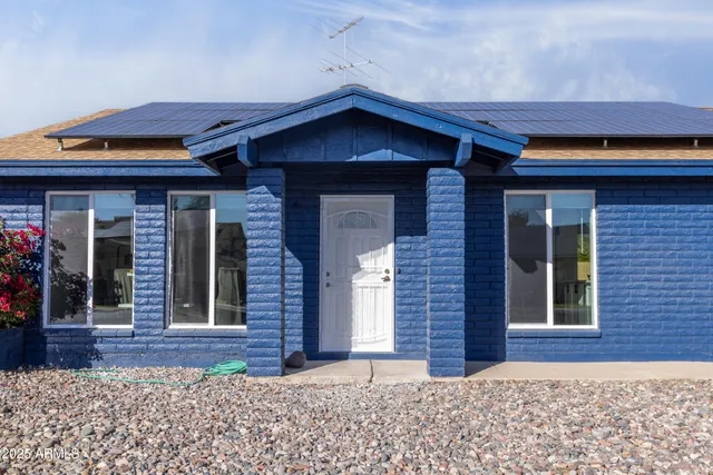 $560,000 | 2936 West Michelle Drive, Phoenix, AZ 85053