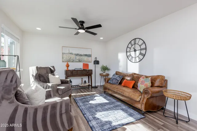 $550,000 | 2936 West Michelle Drive, Phoenix, AZ 85053