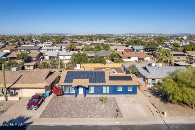 $560,000 | 2936 West Michelle Drive, Phoenix, AZ 85053