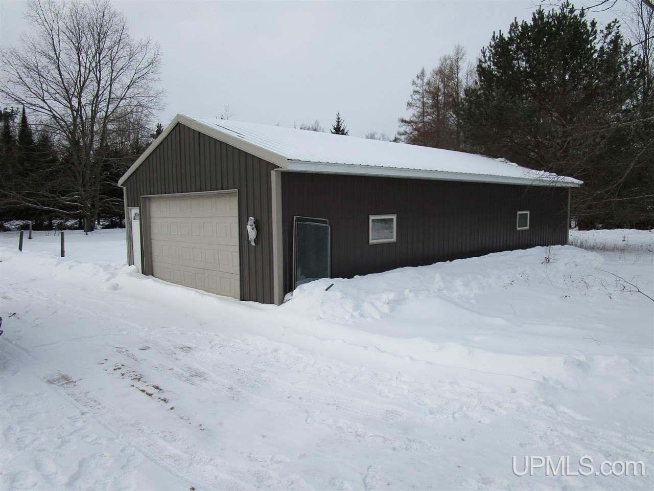 12805 North Stanley Road Manistique, MI 49854 - Photo 4 of 6