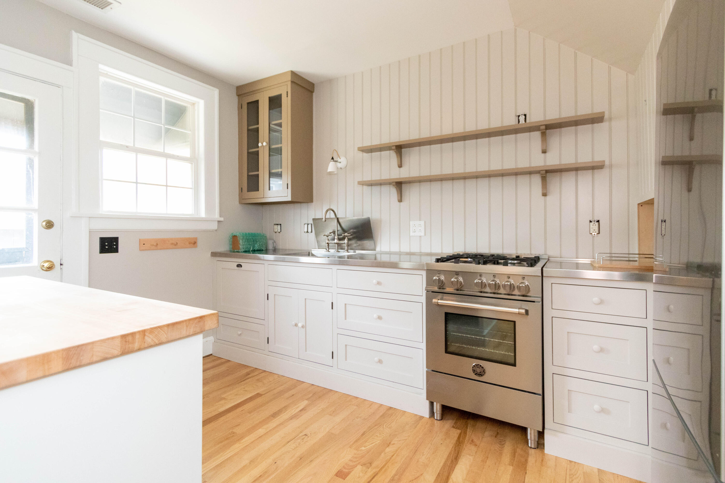 17 8th Avenue, Unit E Charleston, SC 29403 - Photo 20 of 39 IMG_3120