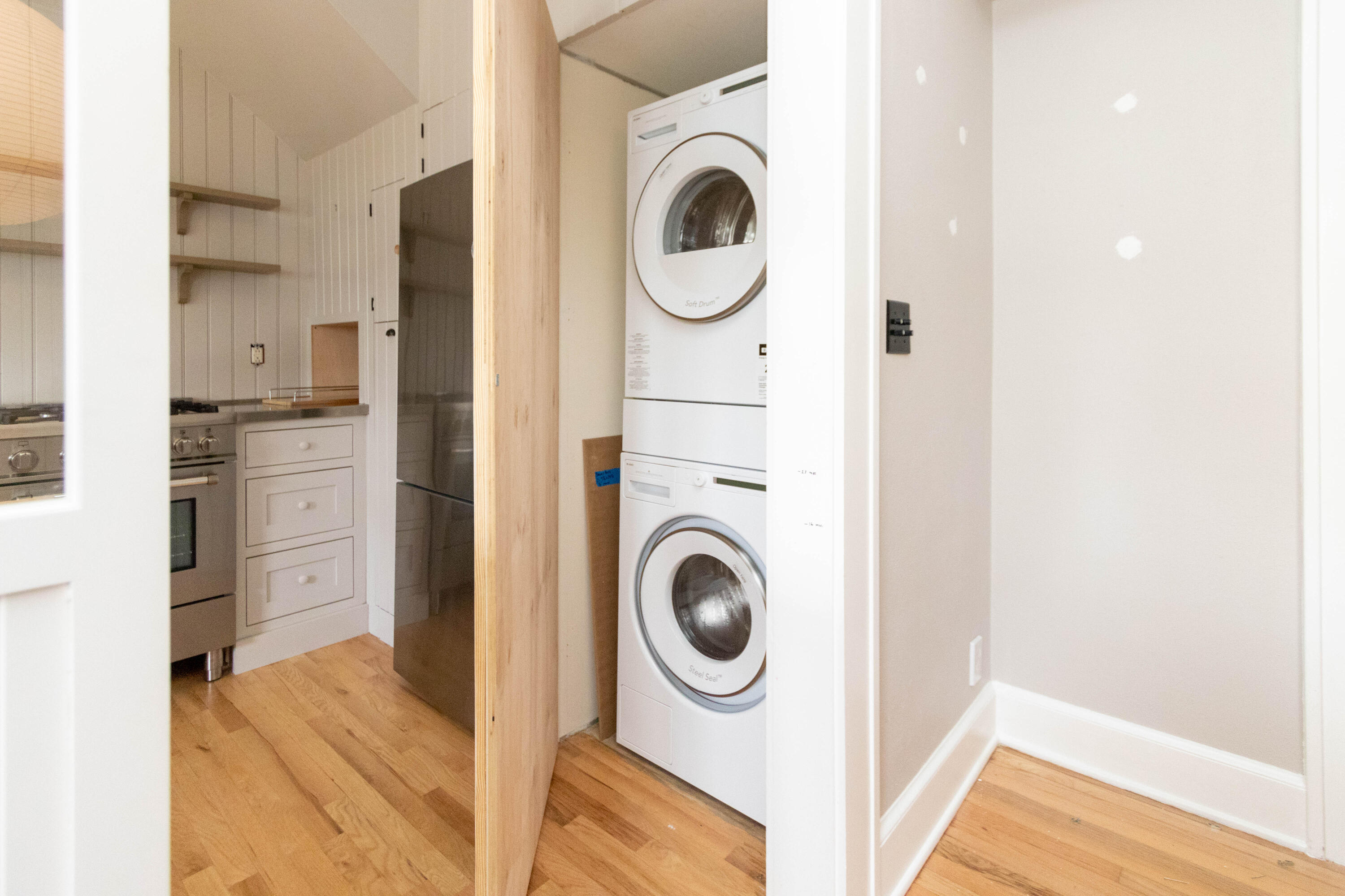 17 8th Avenue, Unit E Charleston, SC 29403 - Photo 26 of 39 IMG_3129