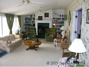 16 East Hazel Dell Lane Springfield, IL 62712 - Photo 4 of 9 Gallery Image 4