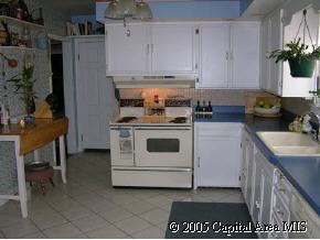 16 East Hazel Dell Lane Springfield, IL 62712 - Photo 7 of 9 Gallery Image 7