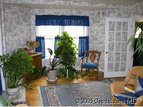 16 East Hazel Dell Lane Springfield, IL 62712 - Photo 8 of 9 Gallery Image 8