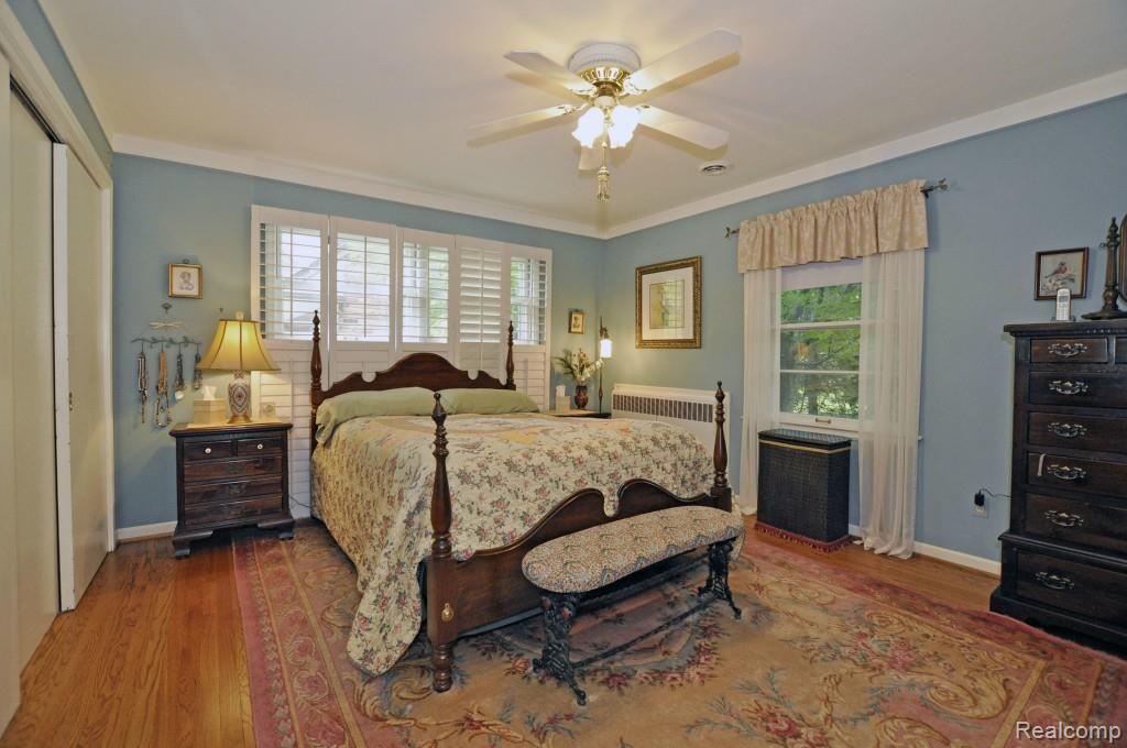 266 Lothrop Road Grosse Pointe, MI 48236 - Photo 21 of 36