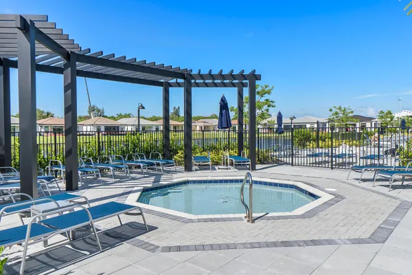 $1,150,000 | 7985 Ironwood Way, Parkland, FL 33067