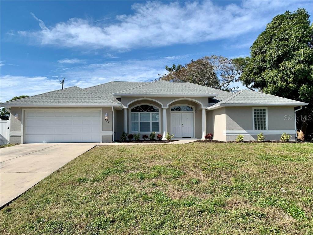 830 Kimball Road Venice, FL 34293 - Photo 1 of 1 front view of a house with yard