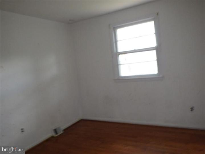 602 Ashbourne Road Cheltenham, PA 19012 - Photo 11 of 14
