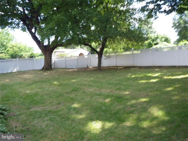 602 Ashbourne Road Cheltenham, PA 19012 - Photo 14 of 14