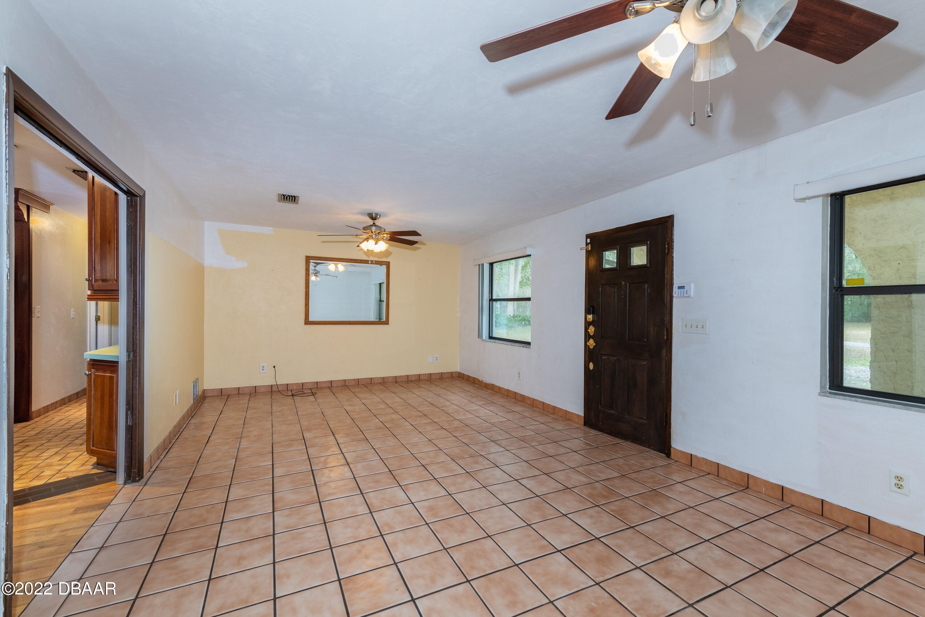 4474 Daugharty Road DeLand, FL 32724 - Photo 7 of 40 007_Living Room