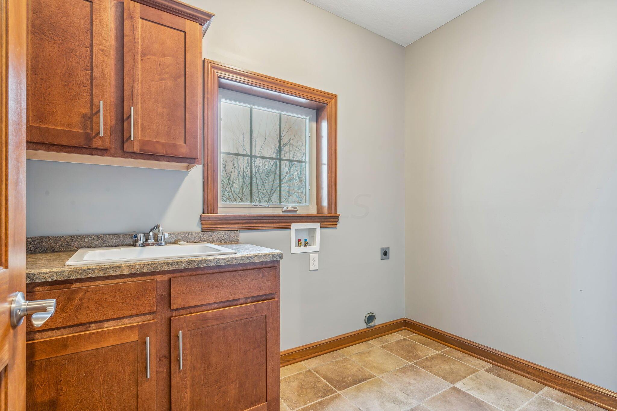16159 Robinson Road Plain City, OH 43064 - Photo 51 of 87 1st floor laundry