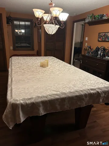 $585,000 | 15 Oxford Lane, Cromwell, CT 06416