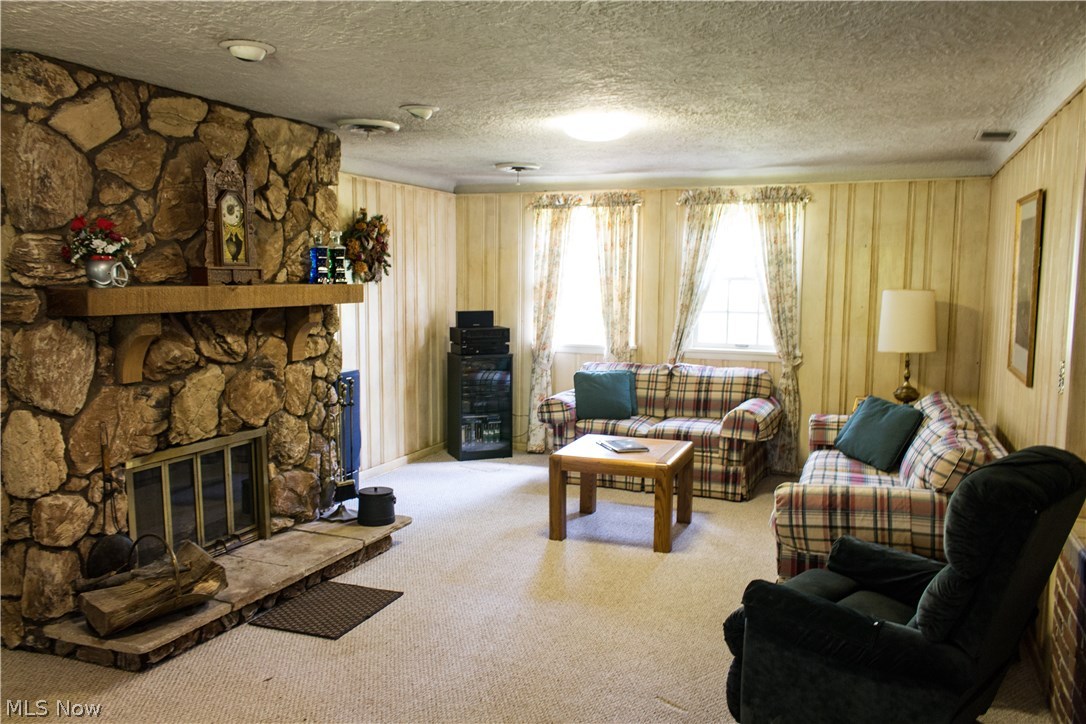 4240 West Bath Road Akron, OH 44333 - Photo 4 of 18