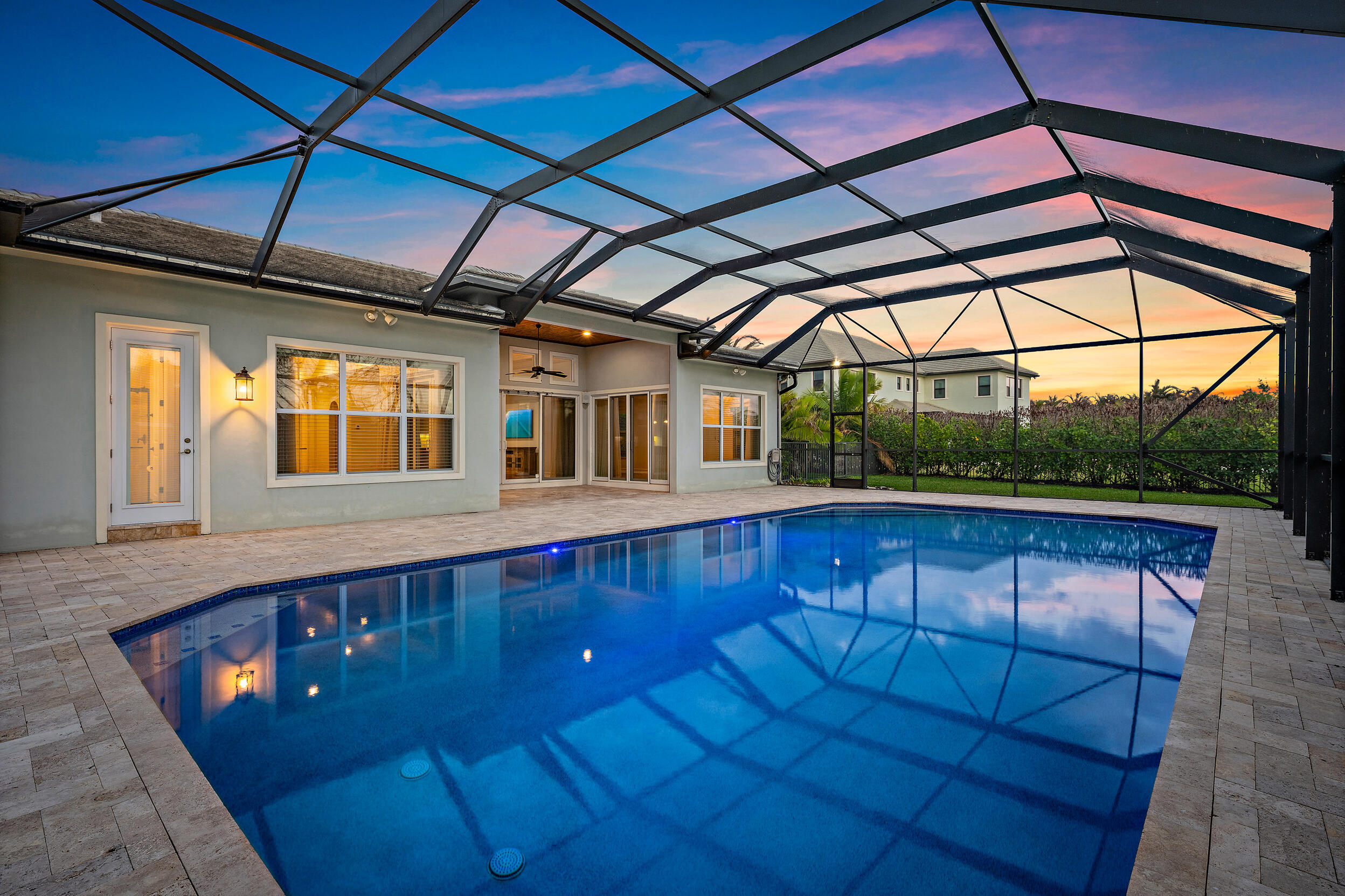 8176 Southeast Red Root Way Jupiter, FL 33458 - Photo 11 of 41 Pool