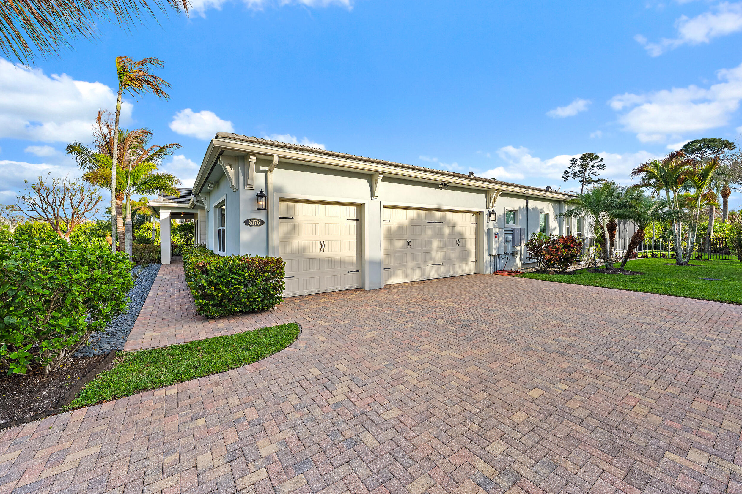 8176 Southeast Red Root Way Jupiter, FL 33458 - Photo 38 of 41 Garage