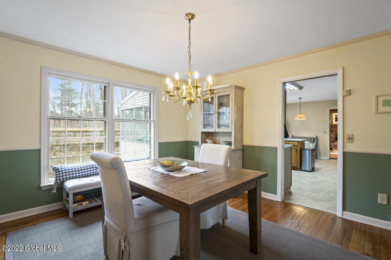 2262 Pine Ridge Road Schenectady, NY 12309 - Photo 14 of 27 Hommati.com-2262_Pine_Ridge_Rd_NY-03-31-