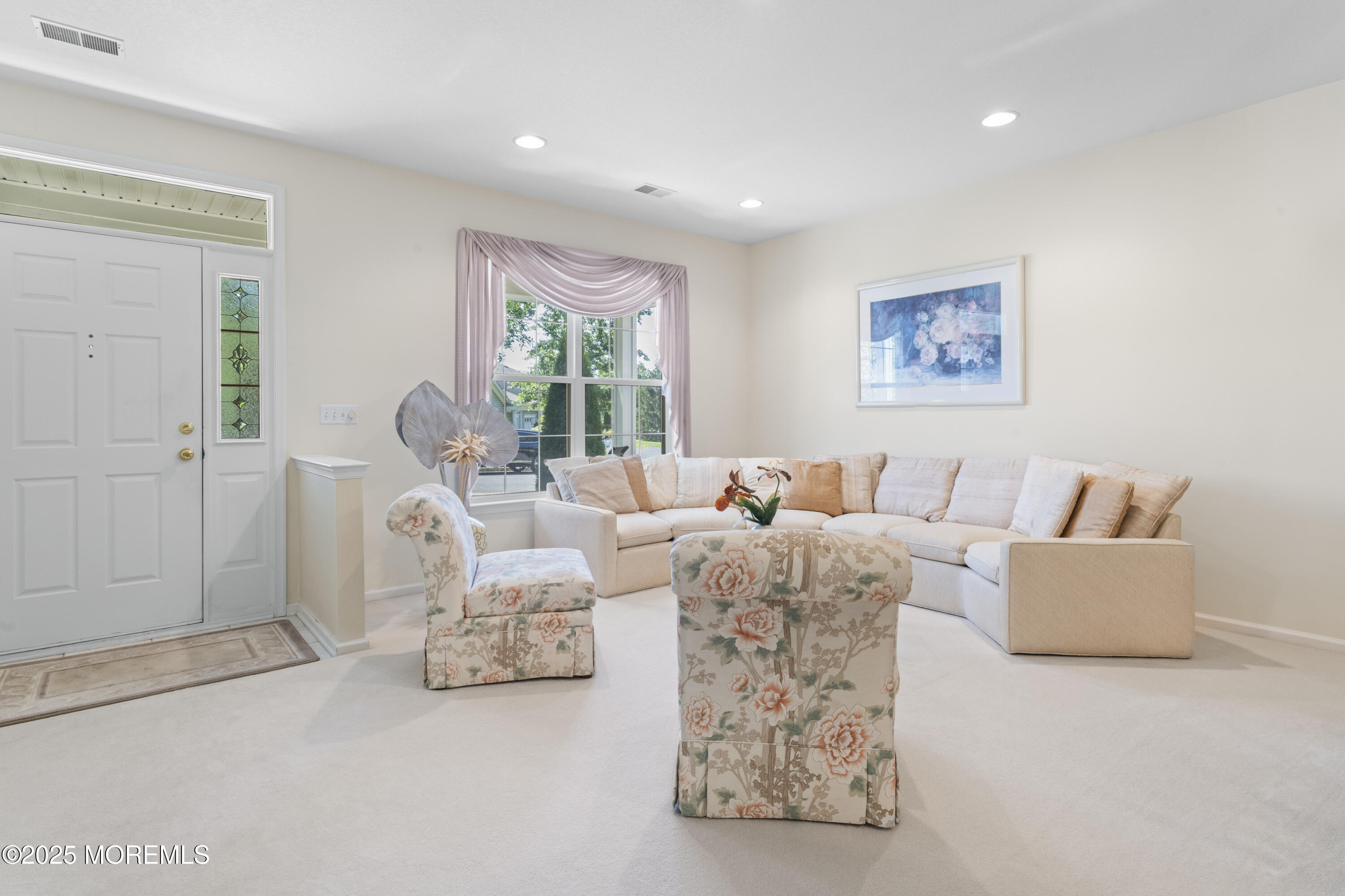 4 Silverside Road Lakewood, NJ 08701 - Photo 3 of 22 photos_high_resolution_HOM02834