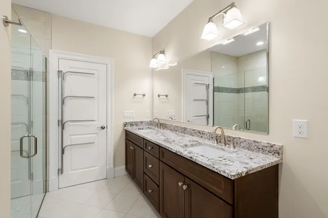 $1,249,900 | 18 Eagle Lane, Unit 21, Framingham, MA 01701