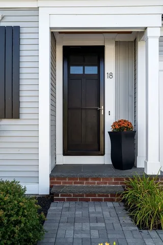 $1,249,900 | 18 Eagle Lane, Unit 21, Framingham, MA 01701