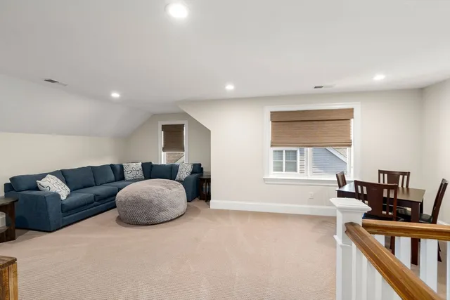 $1,249,900 | 18 Eagle Lane, Unit 21, Framingham, MA 01701