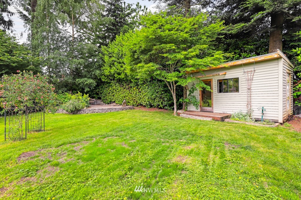 18315 6th Avenue Northwest Shoreline, WA 98177 - Photo 25 of 31