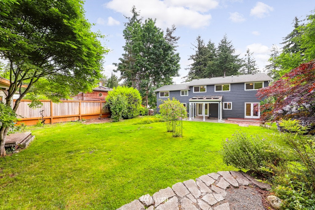 18315 6th Avenue Northwest Shoreline, WA 98177 - Photo 26 of 31