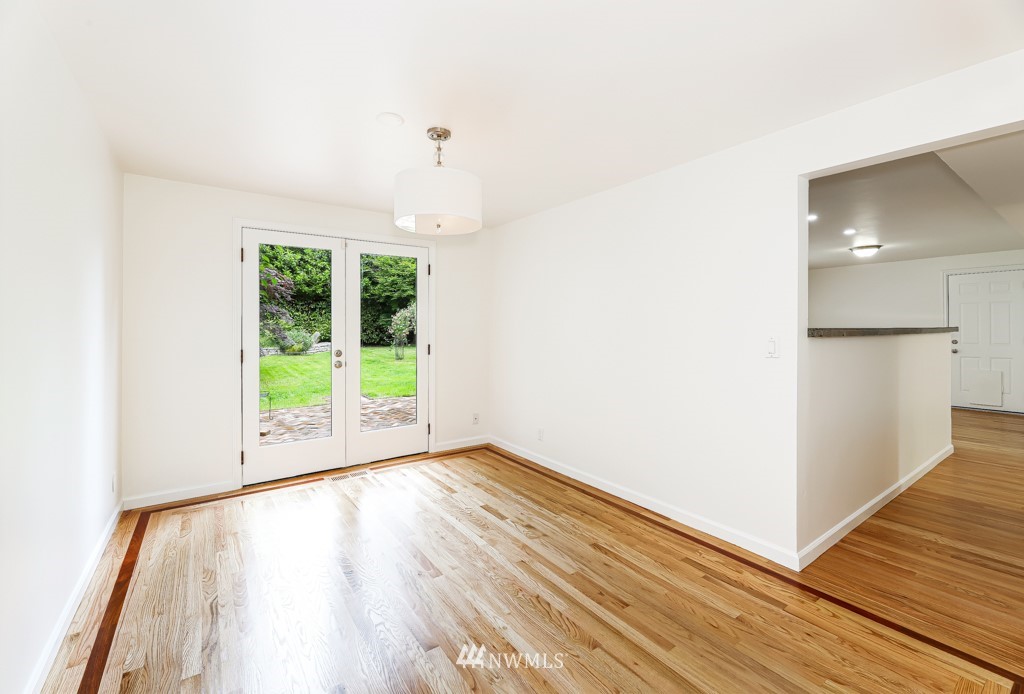 18315 6th Avenue Northwest Shoreline, WA 98177 - Photo 9 of 31