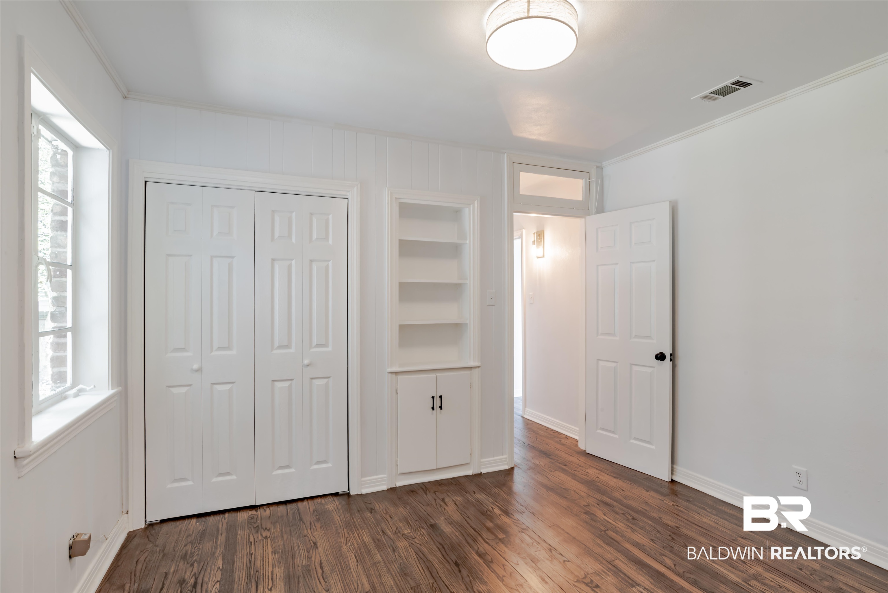 2504 Oak View Drive Mobile, AL 36606 - Photo 6 of 16