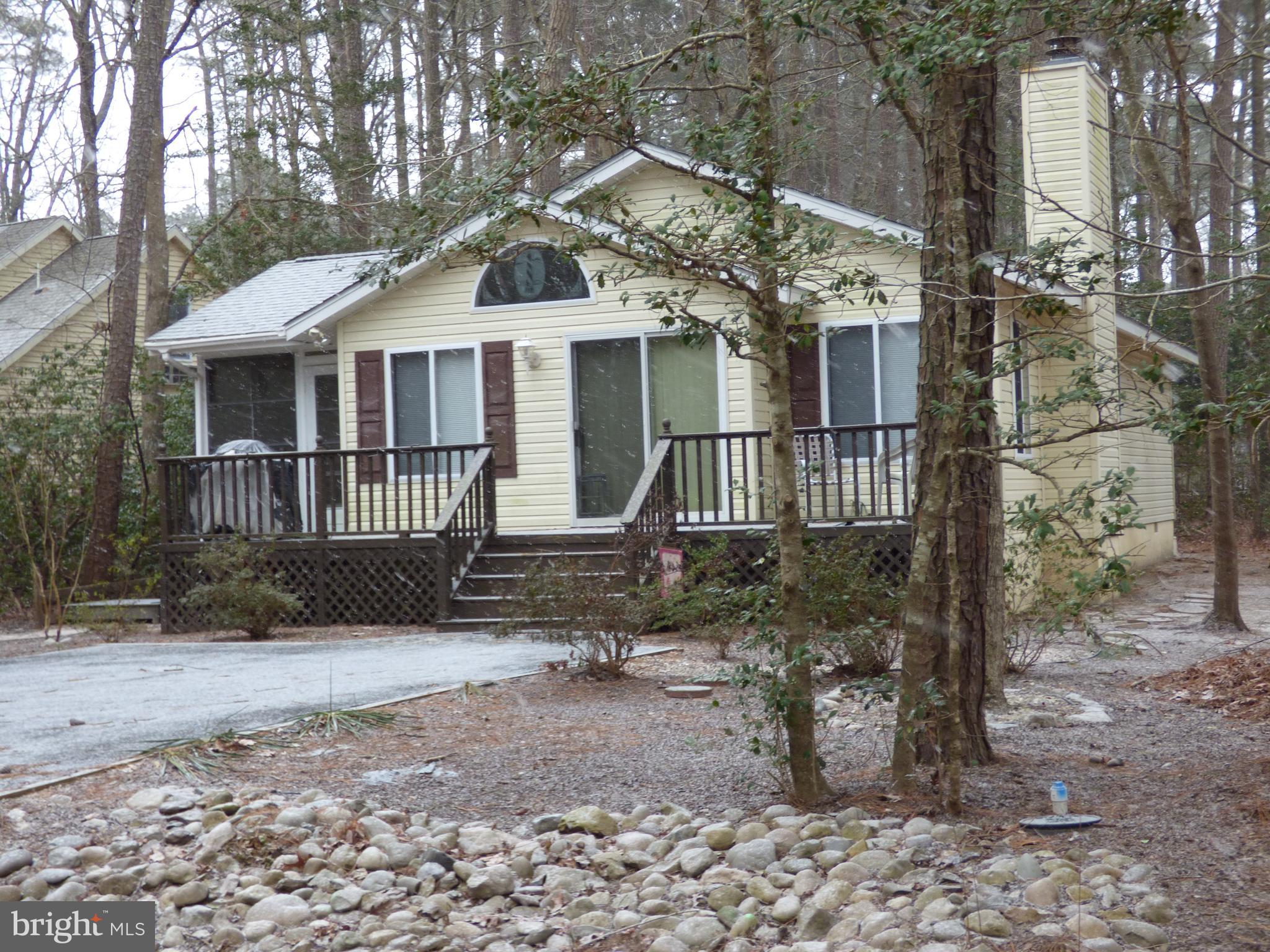 17 Canal Road Ocean Pines, MD 21811 - Photo 3 of 28