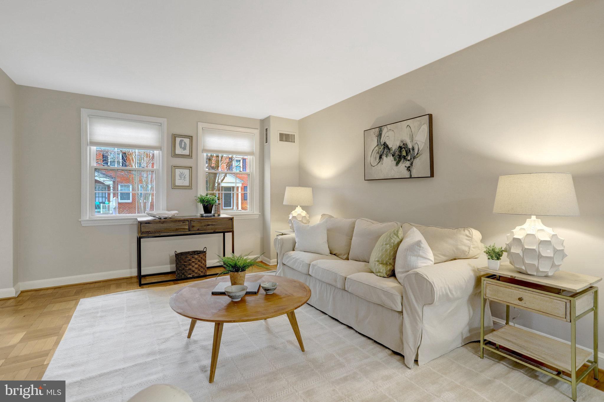 6514 10th Street Alexandria, VA 22307 - Photo 11 of 31 View of the front courtyard