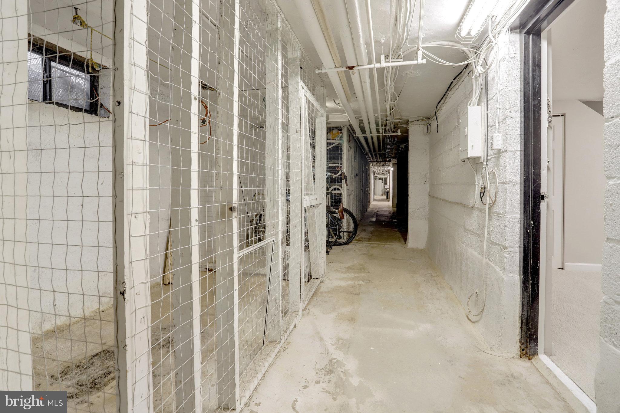 6514 10th Street Alexandria, VA 22307 - Photo 28 of 31 Hall to the shared laundry