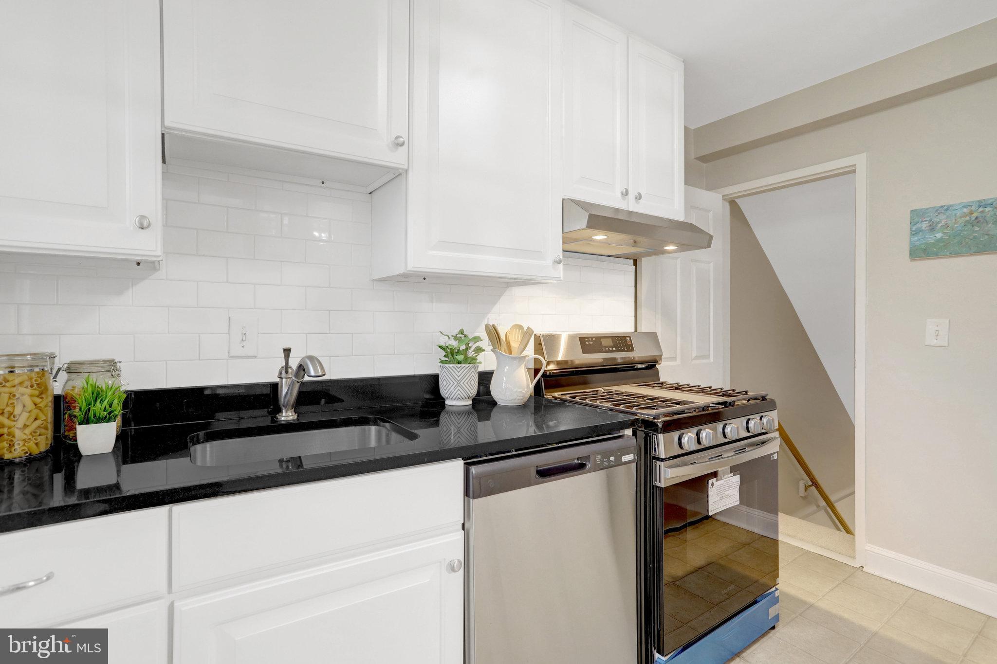 6514 10th Street Alexandria, VA 22307 - Photo 3 of 31 New stainless steel appliances