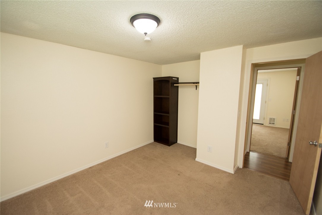 10131 Bridge Road Southeast Yelm, WA 98597 - Photo 11 of 14 Gallery Image 11
