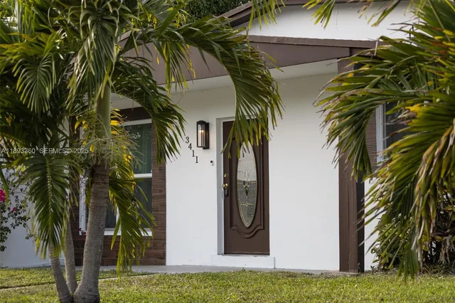 $550,000 | 3411 Southwest 36th Street, West Park, FL 33023