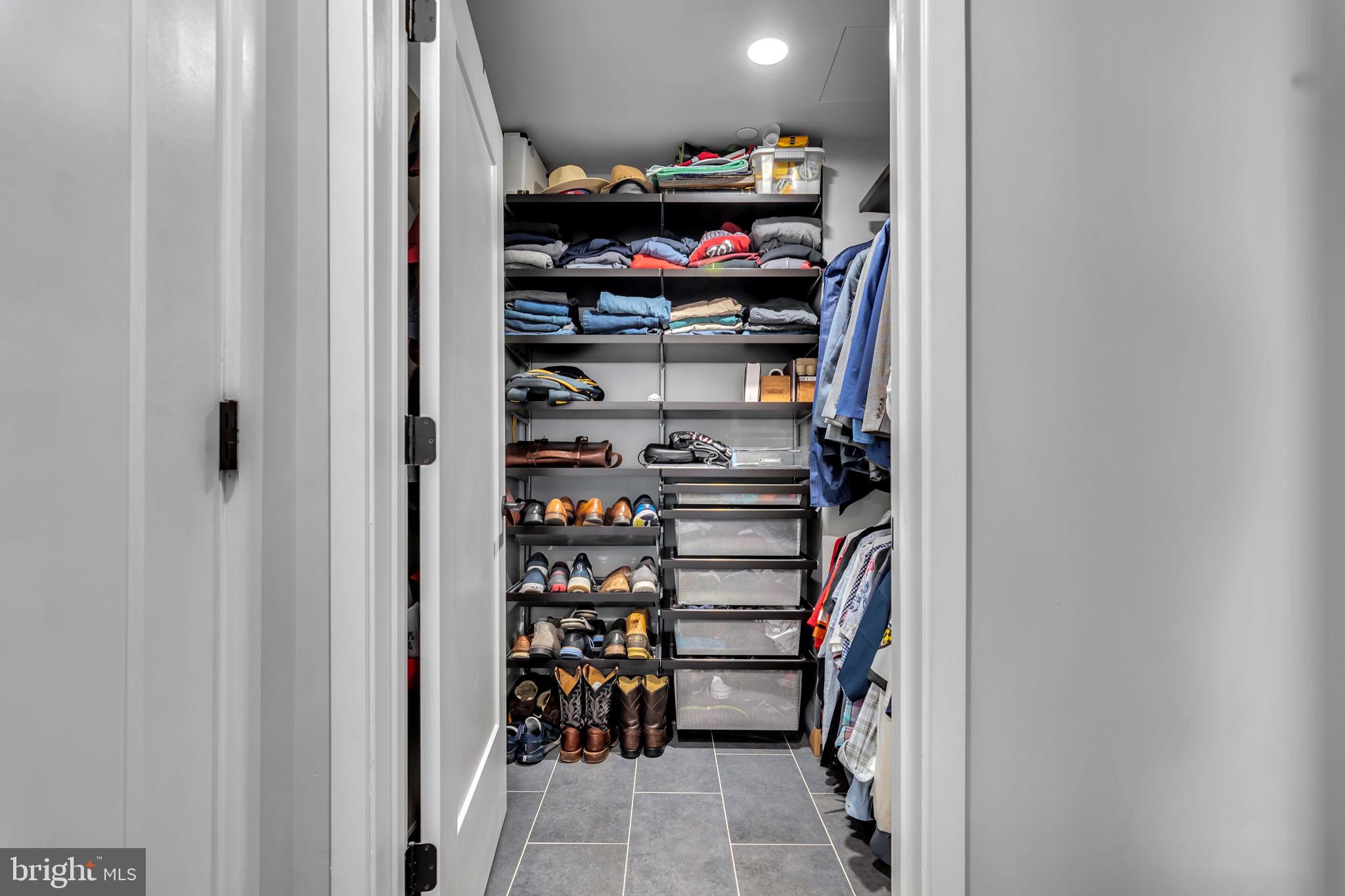 1300 4th Street Southeast, Unit PH2 Washington, DC 20003 - Photo 47 of 60 2nd walk in closet