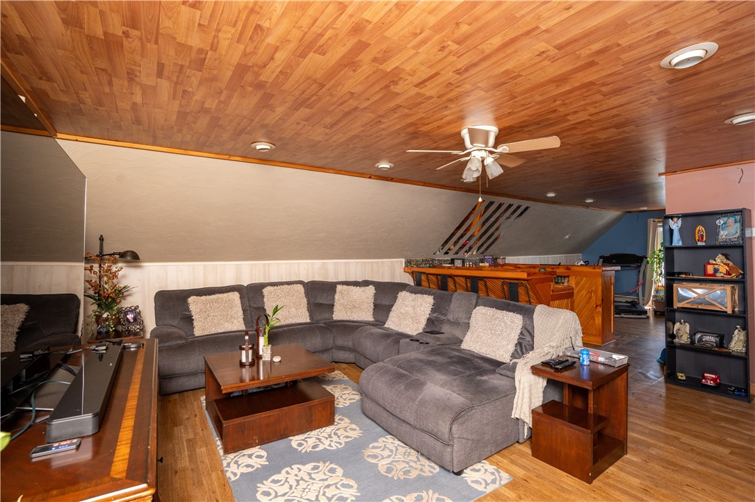62 Spring Street Lincoln, RI 02838 - Photo 11 of 21 Gallery Image 11