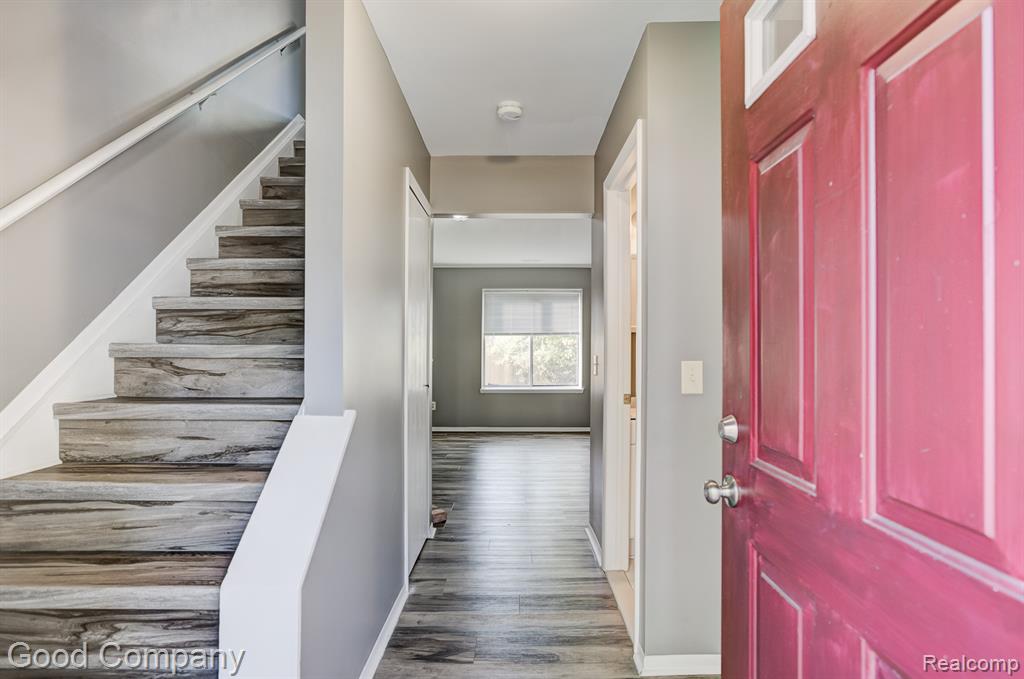 4363 Crooks Road Royal Oak, MI 48073 - Photo 13 of 34