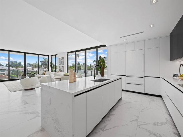 $3,495,000 | 160 Isle Of Venice Drive, Unit 301, Fort Lauderdale, FL 33301