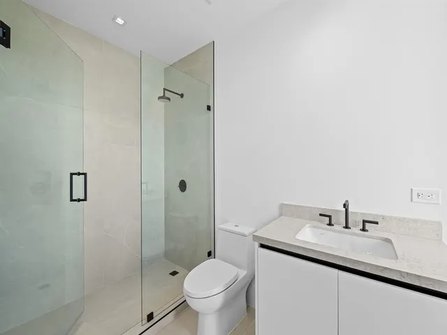 $3,595,000 | 160 Isle Of Venice Drive, Unit 301, Fort Lauderdale, FL 33301