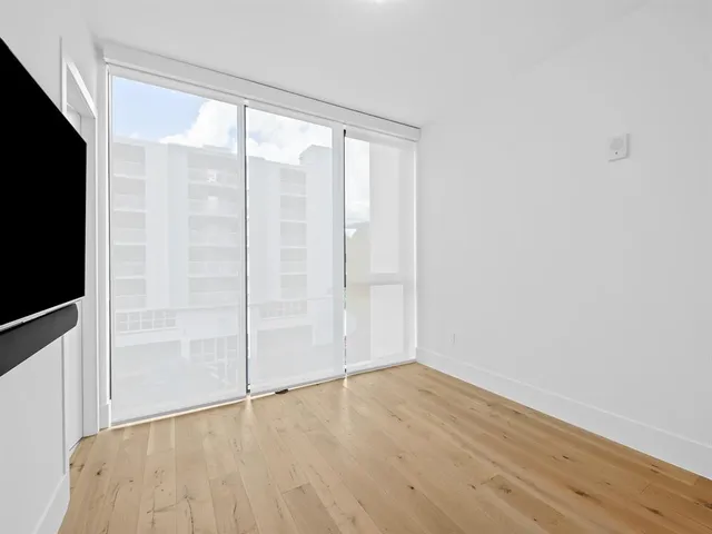 $3,595,000 | 160 Isle Of Venice Drive, Unit 301, Fort Lauderdale, FL 33301